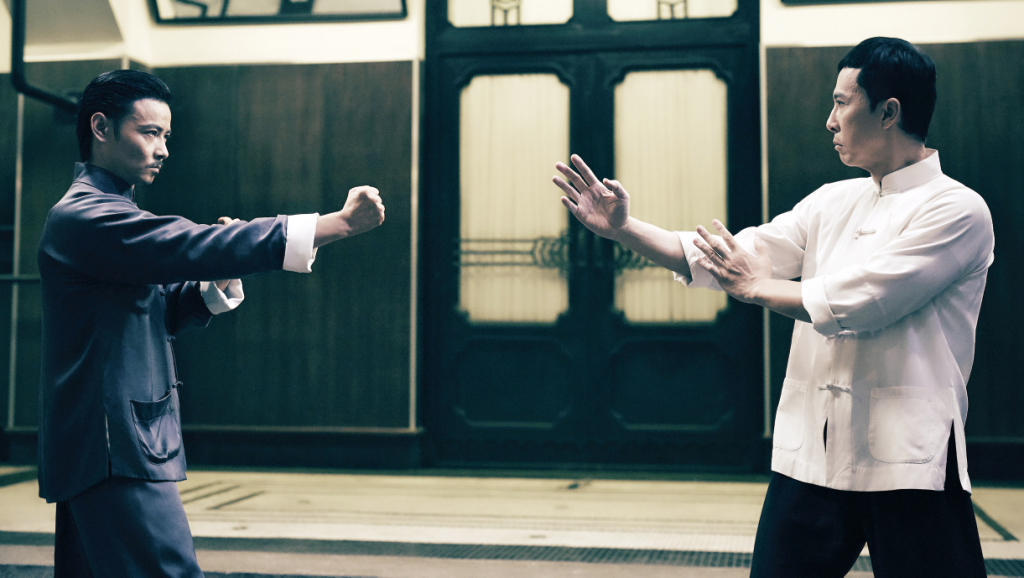 甄子丹與同樣武指出身的張晉在電影中有精彩的詠春同門對戰。