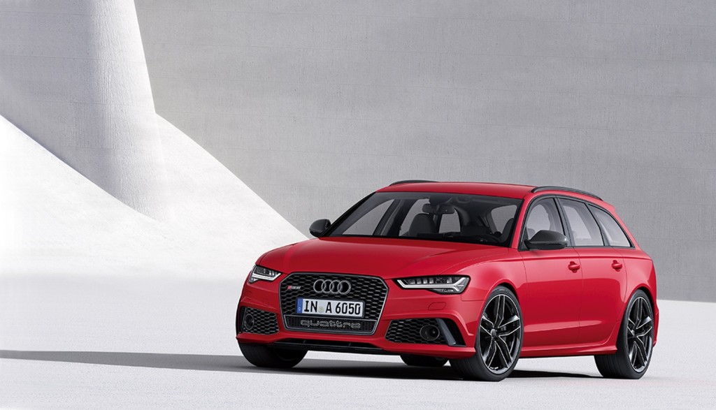 （Audi）經過調校，RS6 Avant Performance的動力從560匹提升至605匹，完成0~100km/h加速縮減為3.7秒，選配Dynamic動態套件，極速上看305km/h。