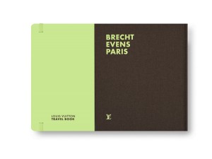 TravelBook_Paris_Dos_AD
