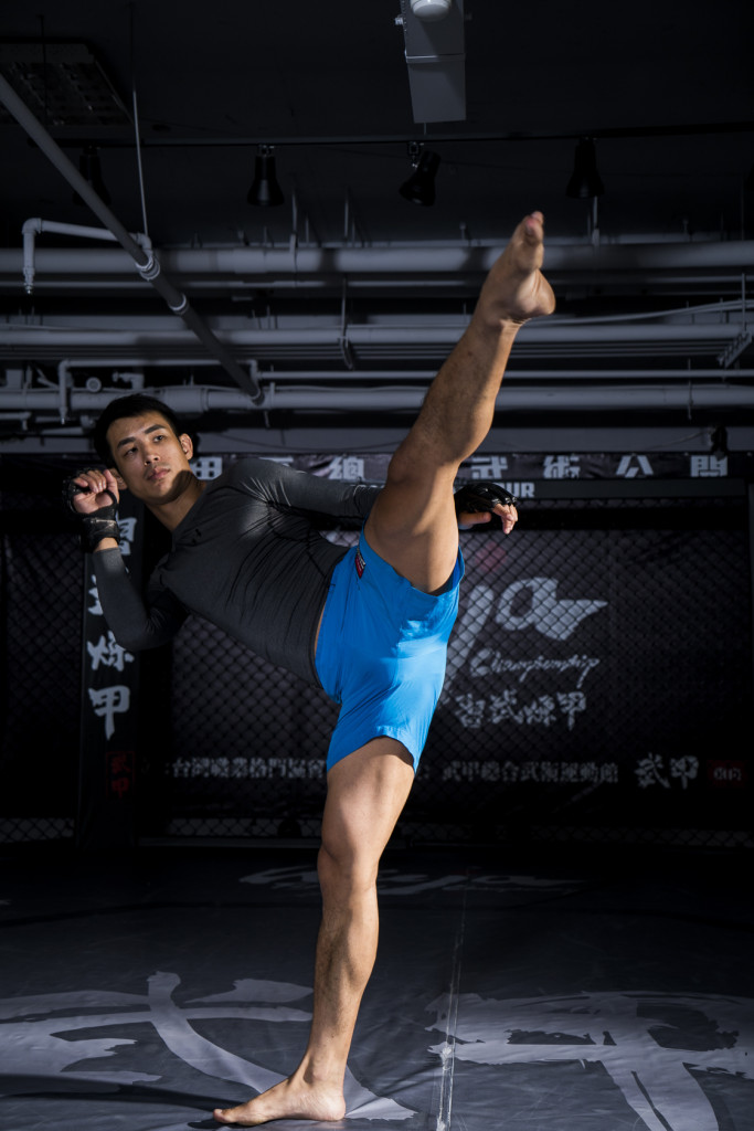 除了武甲館長的身分，宋明諺還是ONE FC MMA格鬥賽優秀的選手。