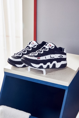 bts防弹少年团展现fila青春休闲时尚